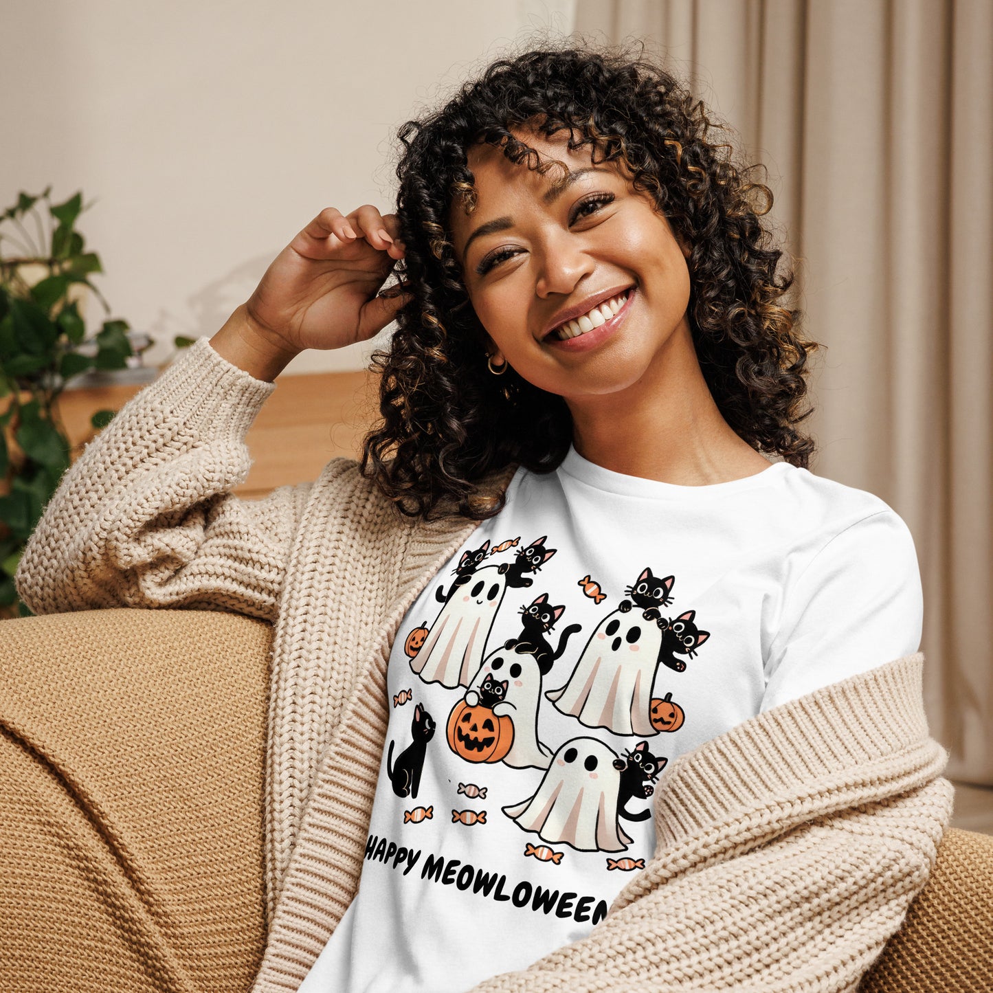 Happy Meowloween - Women's Relaxed T-Shirt